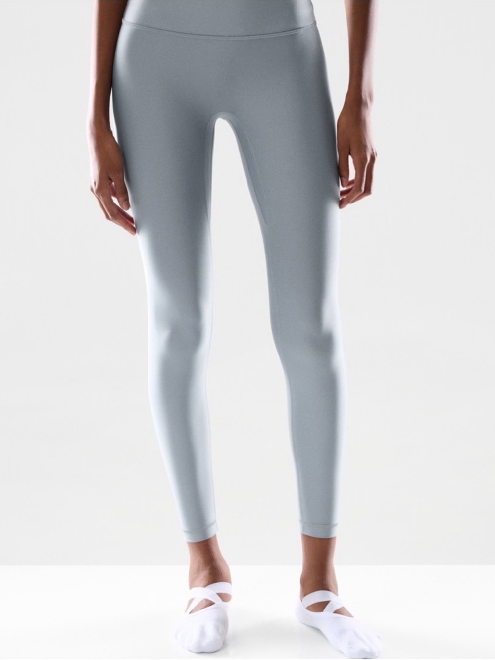 Aritzia Golden GloTone™ Cheeky Infinite Hi-Rise Legging